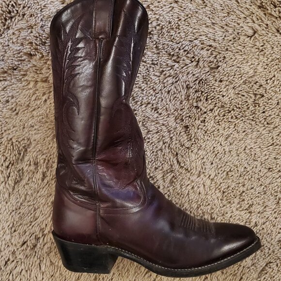 Tony Lama Western Boots - Like New - Picture 6 of 6